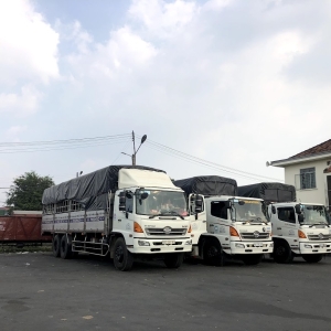 XE TẢI NHẬN CHỞ HÀNG THUÊ